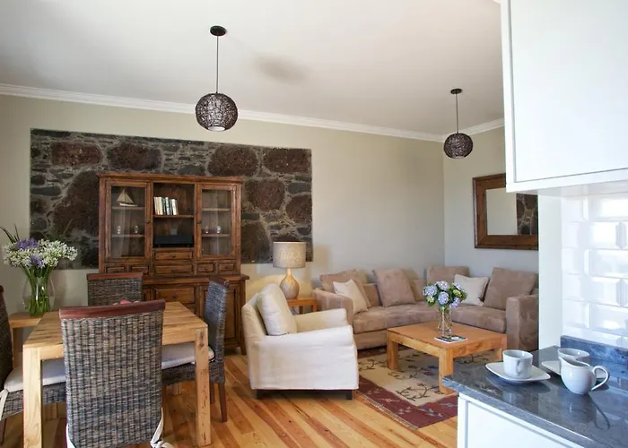 The Docks (adults Only) * Paul do Mar